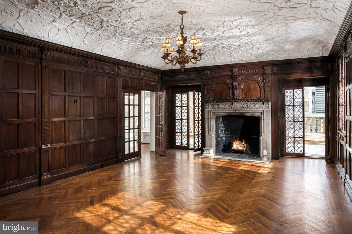 1900 Rittenhouse Square, Unit PH Philadelphia, PA 19103 - Photo 16 of 66 Great Room