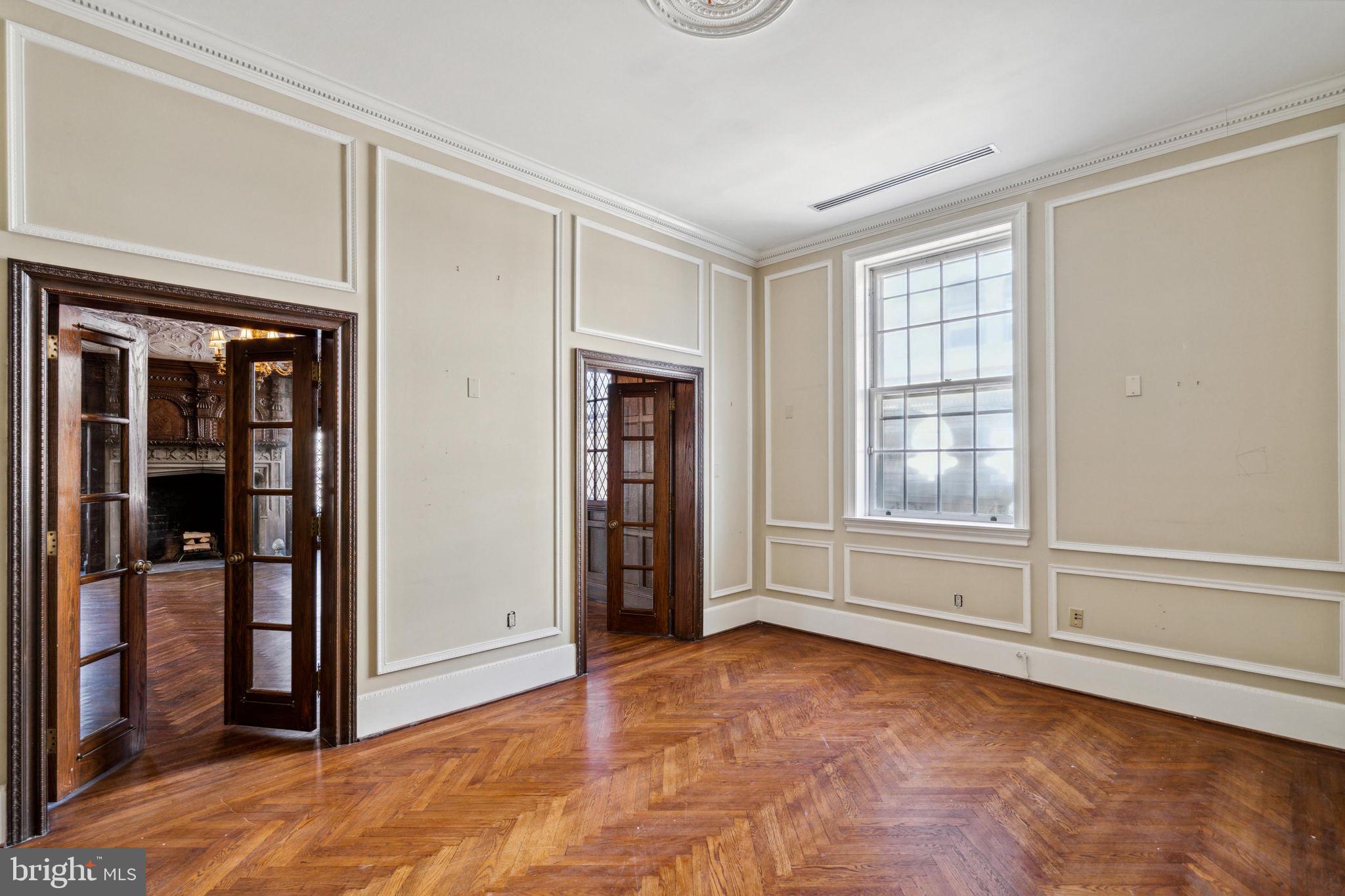 1900 Rittenhouse Square, Unit PH Philadelphia, PA 19103 - Photo 19 of 66 Guest Bedroom or Parlor