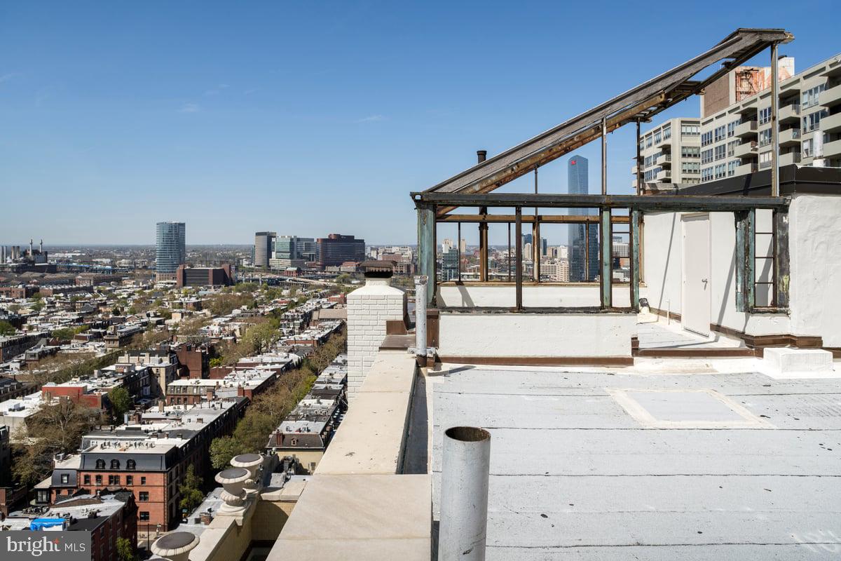 1900 Rittenhouse Square, Unit PH Philadelphia, PA 19103 - Photo 45 of 66 Roof Top Green House