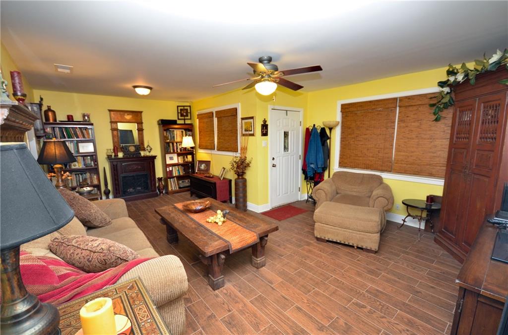 Gallery Image 6