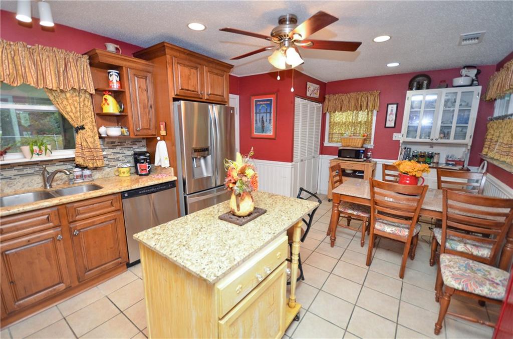 157 Coventry Court River Ridge, LA 70123 - Photo 9 of 22 Gallery Image 9