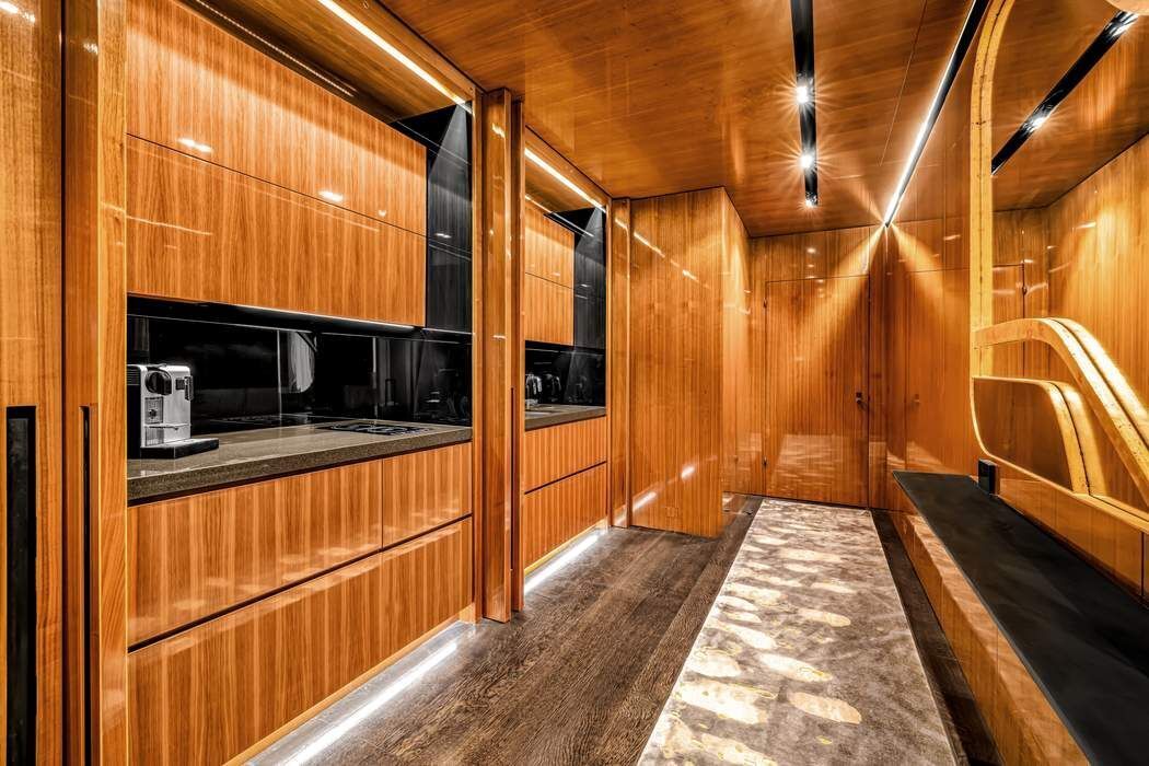 825 5th Avenue, Unit 12C Manhattan, NY 10065 - Photo 9 of 15 a view of a balcony