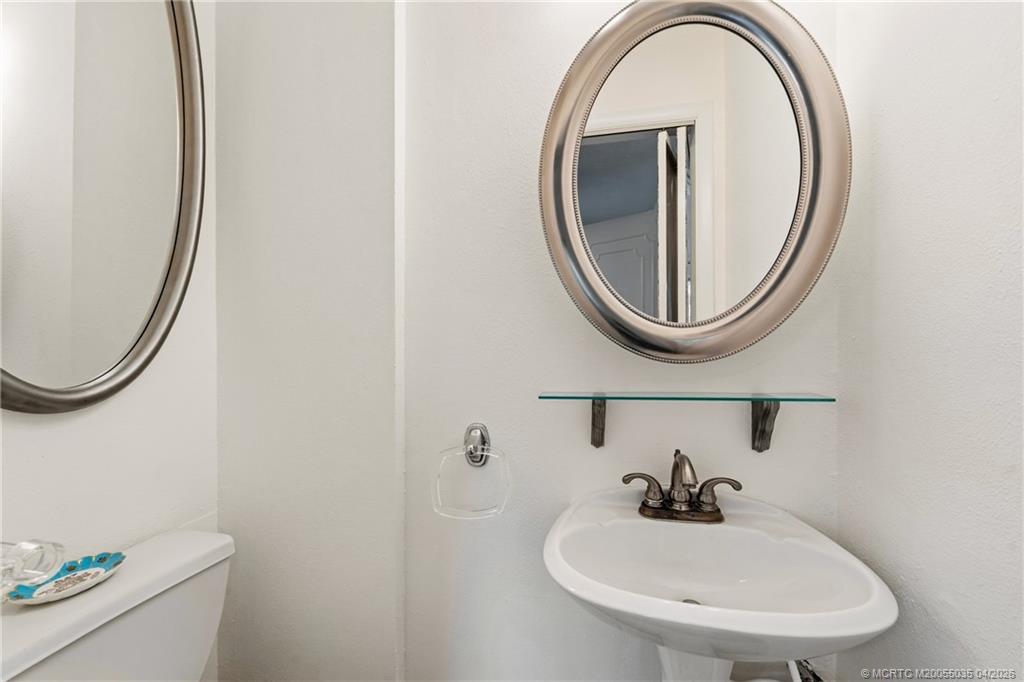 1941 Southwest Palm City Road, Unit B Stuart, FL 34994 - Photo 16 of 40
