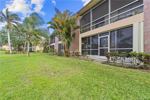 $139,000 | 1941 Southwest Palm City Road, Unit B, Stuart, FL 34994