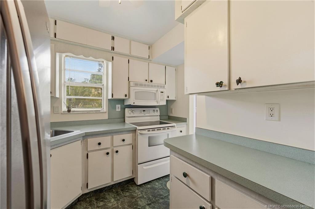 1941 Southwest Palm City Road, Unit B Stuart, FL 34994 - Photo 3 of 42