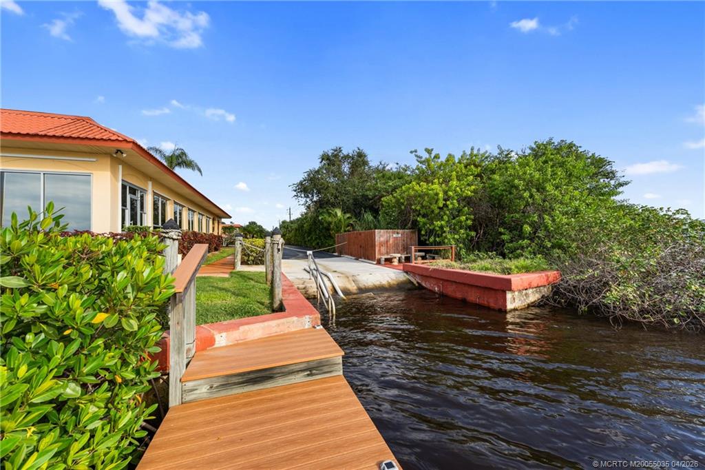 1941 Southwest Palm City Road, Unit B Stuart, FL 34994 - Photo 33 of 42