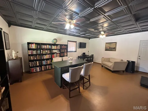 $236,000 | 18668 County Road 122, Malden, MO 63863