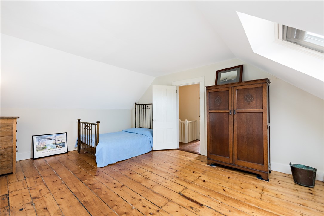 7 Old Ferry Road Bristol, RI 02809 - Photo 20 of 37