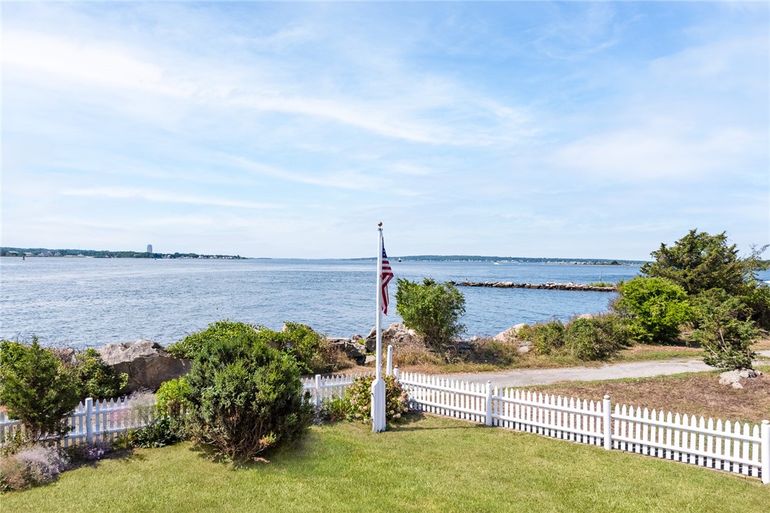 7 Old Ferry Road Bristol, RI 02809 - Photo 2 of 37