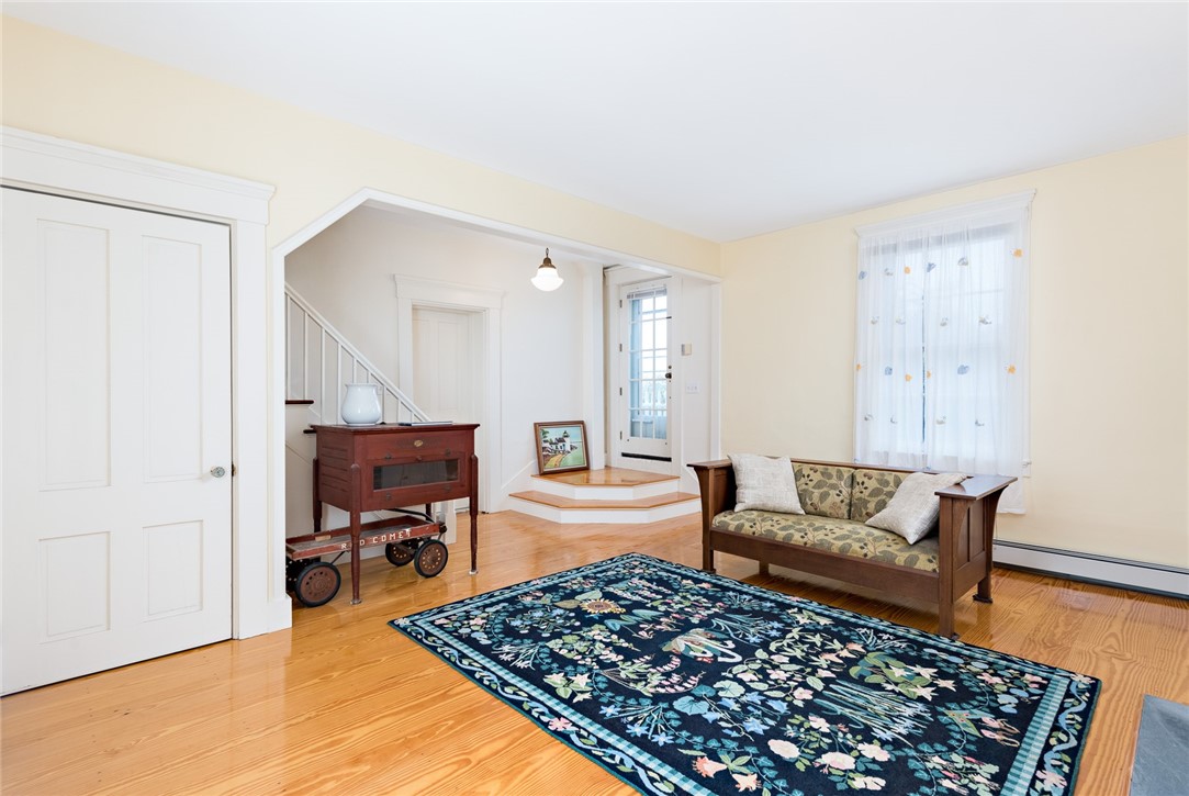 7 Old Ferry Road Bristol, RI 02809 - Photo 8 of 37