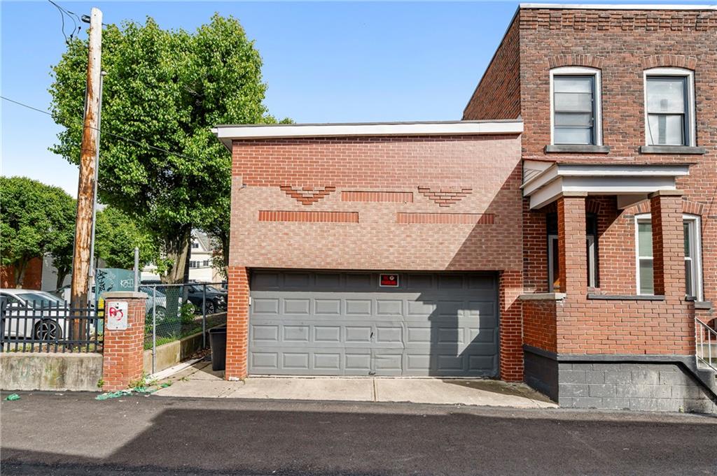 232 Taylor Street Pittsburgh, PA 15224 - Photo 27 of 38