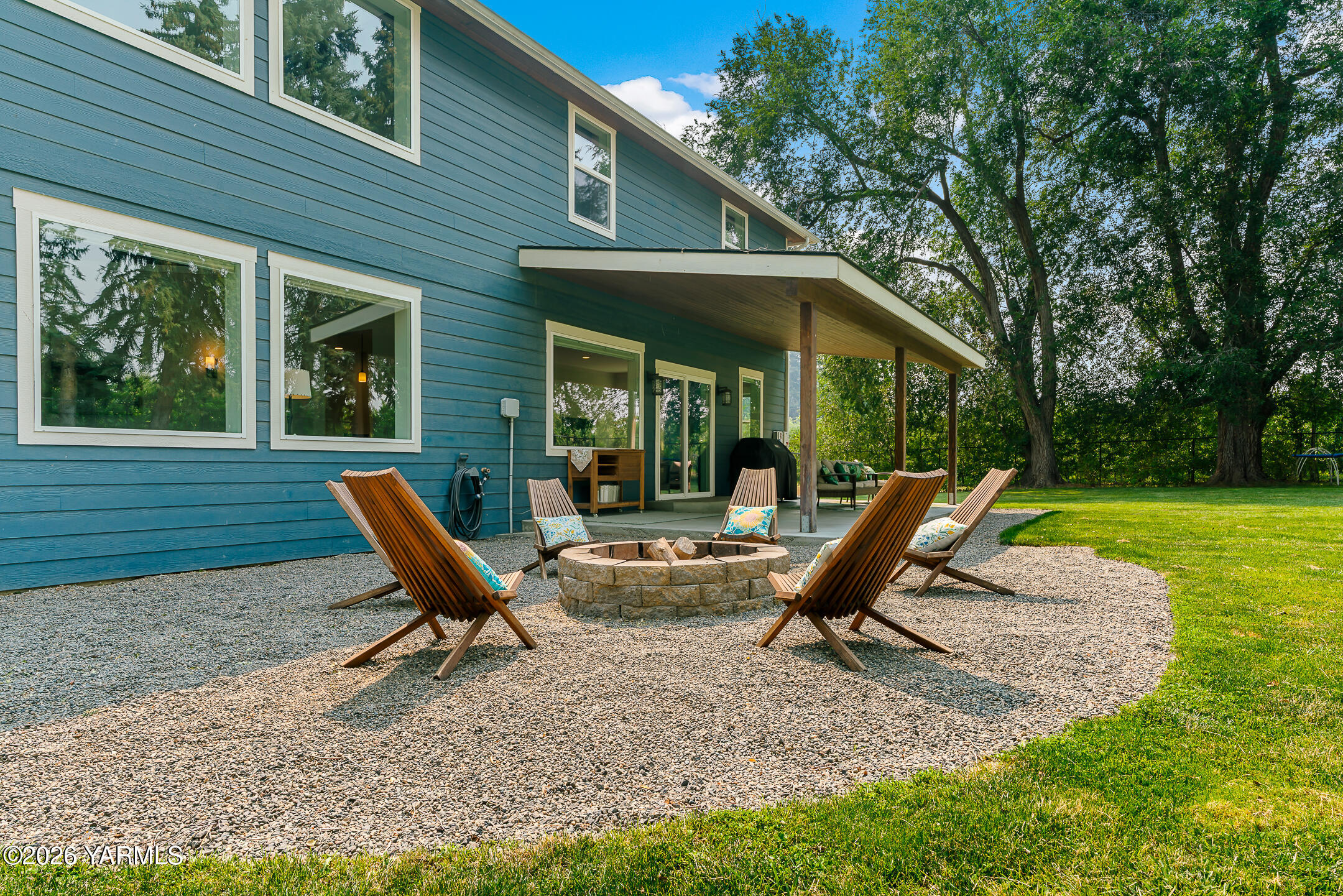 10001 Occidental Road Yakima, WA 98903 - Photo 44 of 53 Firepit