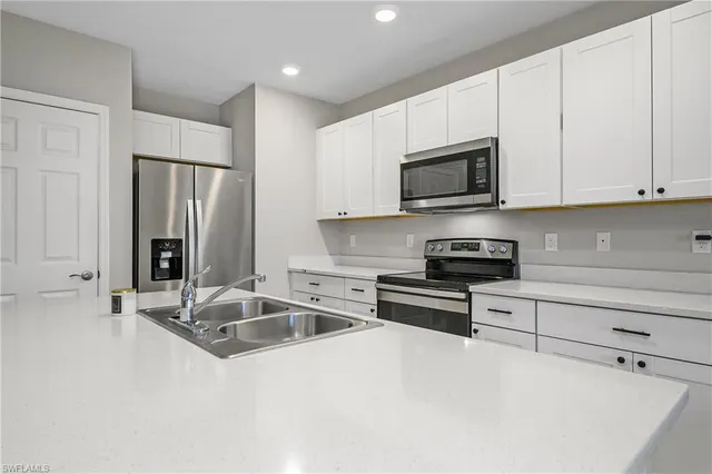 $419,900 | 15436 Wildflower Circle, Naples, FL 34119