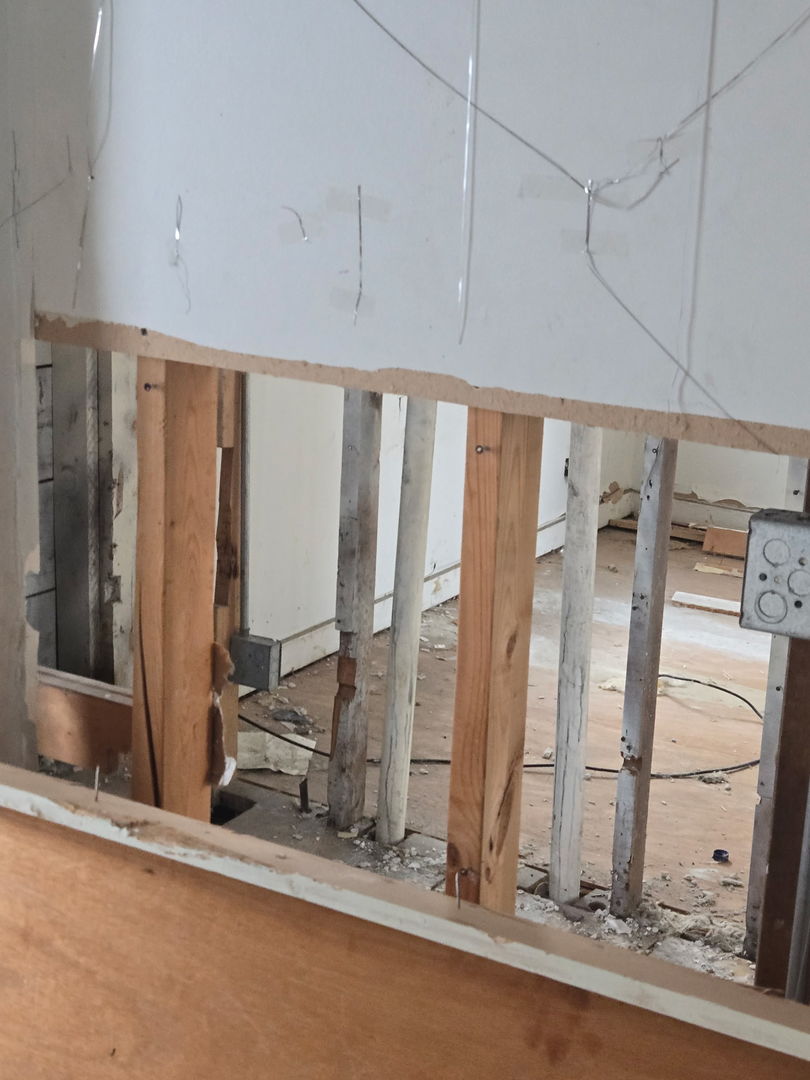 13719 South Spaulding Avenue Robbins, IL 60472 - Photo 8 of 11 a view of a room with gym equipment