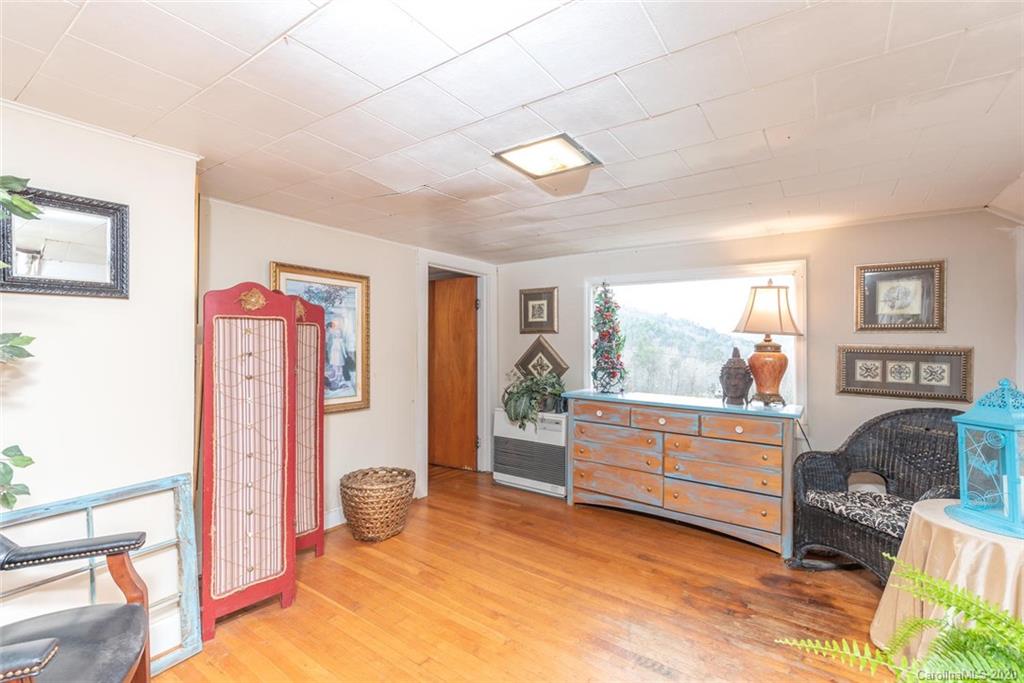 131 Long Branch Road Swannanoa, NC 28778 - Photo 12 of 19 Gallery Image 12
