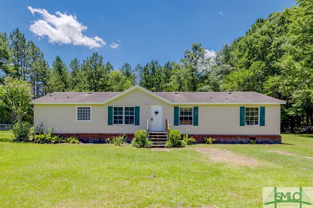 138 Bird Road Springfield, GA 31329 - Photo 1 of 50