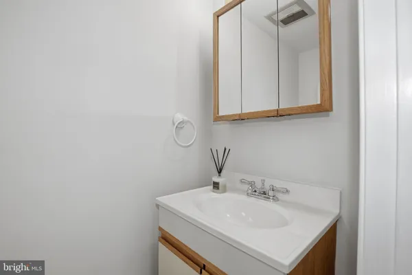 $3,000 | 7739 Tiverton Drive, Springfield, VA 22152