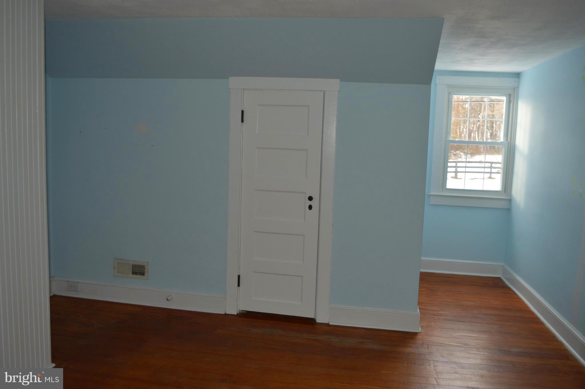 9417 Springs Road Warrenton, VA 20186 - Photo 16 of 19 Bedroom