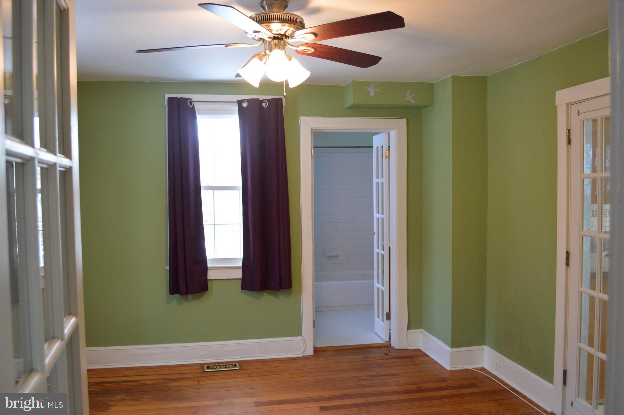 9417 Springs Road Warrenton, VA 20186 - Photo 6 of 19 Main Level Master