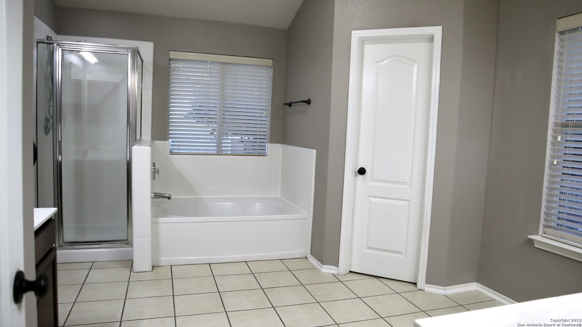 134 Red Hawk Ridge San Antonio, TX 78258 - Photo 18 of 25 Gallery Image 18