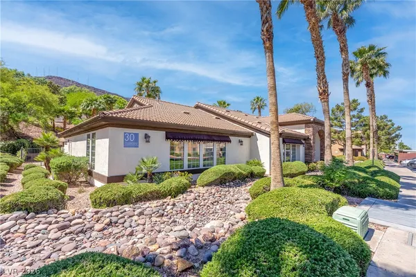 $185,000 | 231 West Horizon Ridge Parkway, Unit 814, Henderson, NV 89012