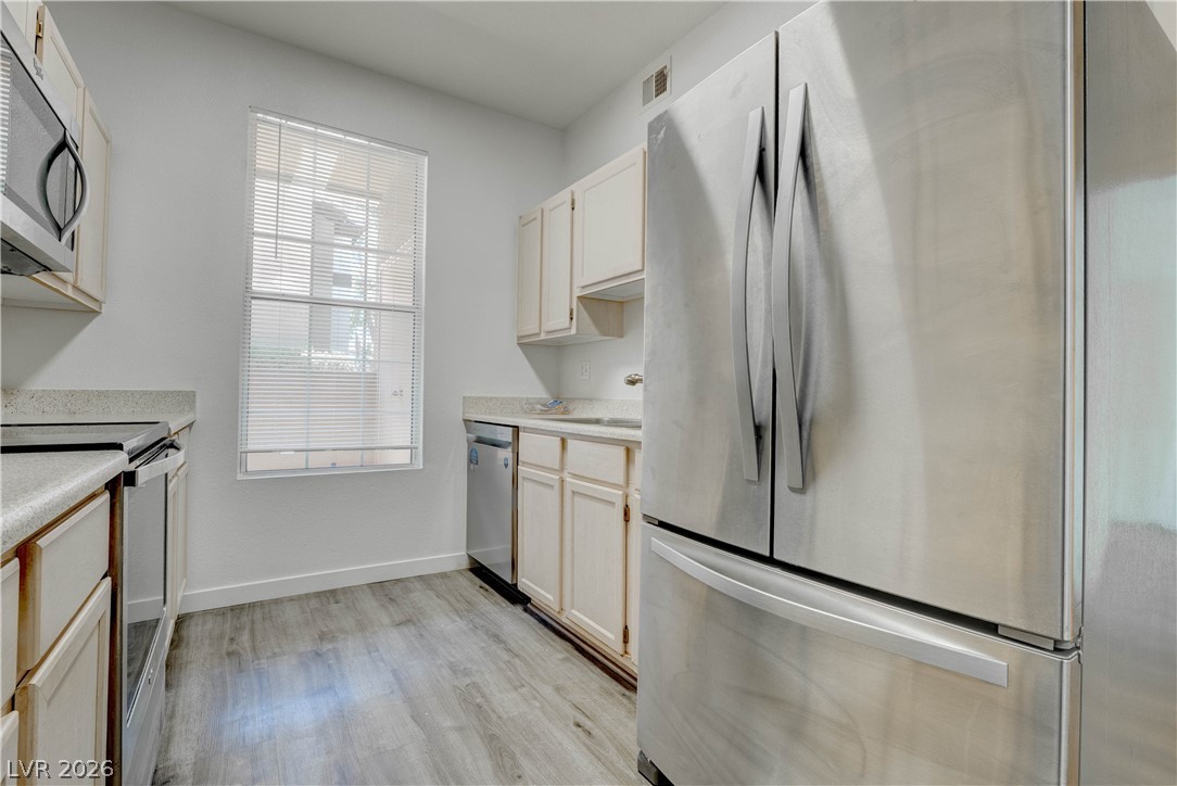 231 West Horizon Ridge Parkway, Unit 814 Henderson, NV 89012 - Photo 12 of 33