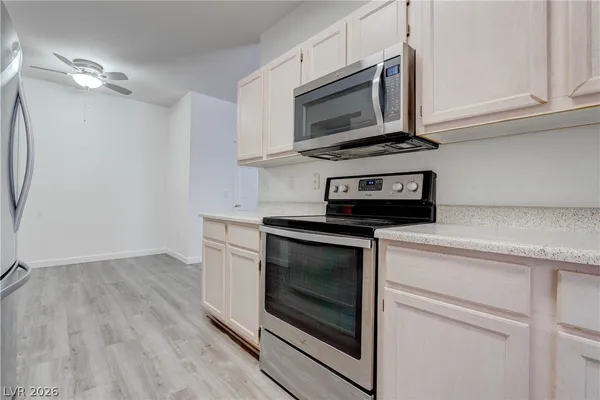$185,000 | 231 West Horizon Ridge Parkway, Unit 814, Henderson, NV 89012