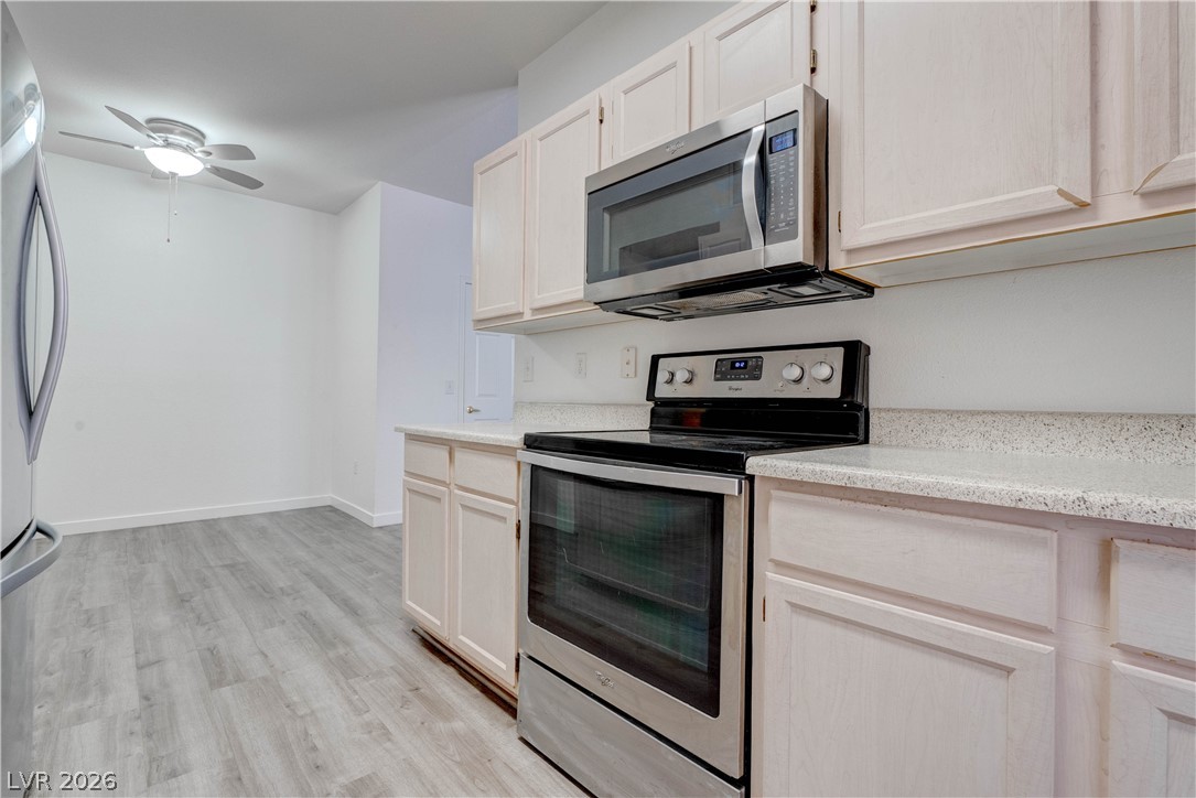 231 West Horizon Ridge Parkway, Unit 814 Henderson, NV 89012 - Photo 14 of 33