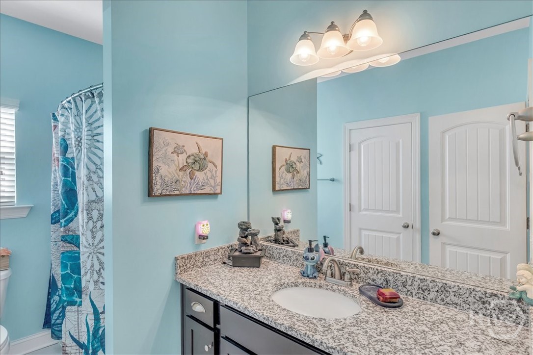 102 Henry Court Rincon, GA 31326 - Photo 30 of 55 Access from hall and bedrooom 1