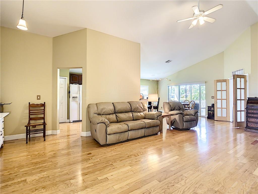 4612 Paladin Circle Vero Beach, FL 32967 - Photo 9 of 36