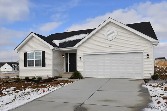 $2,399 | 601 Fence Row Drive, Wentzville, MO 63385