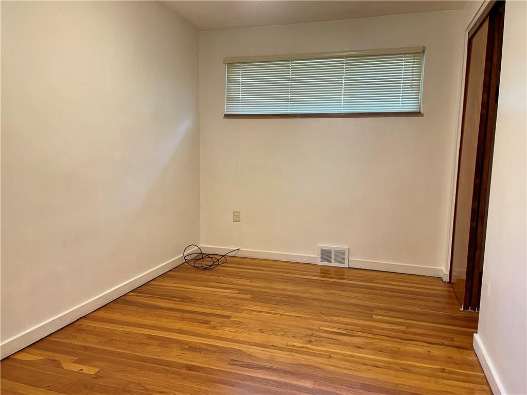 121 Shafer Road Coraopolis, PA 15108 - Photo 8 of 20 Gallery Image 8