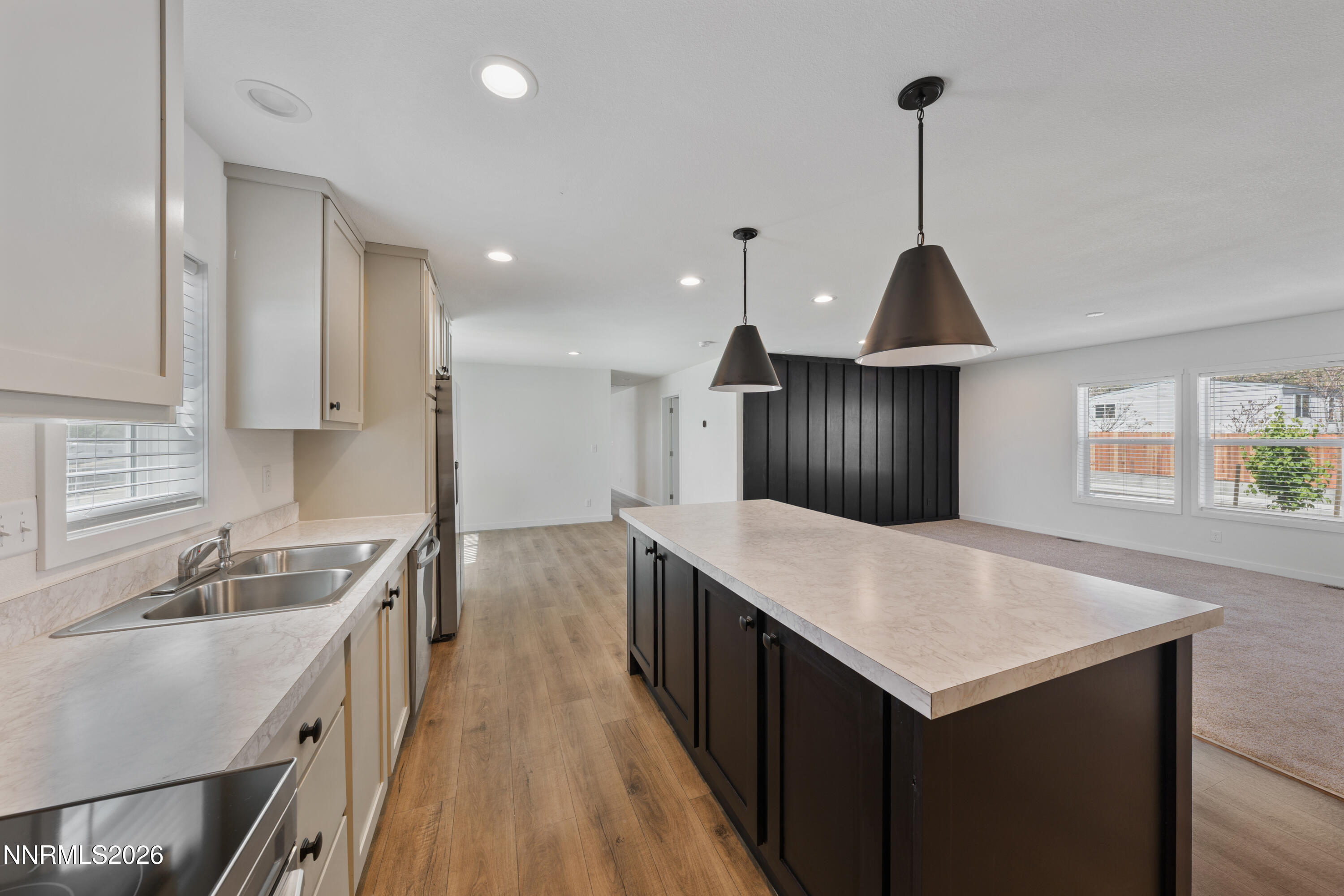 232 Caleb Court Reno, NV 89502 - Photo 3 of 25 A7V09203