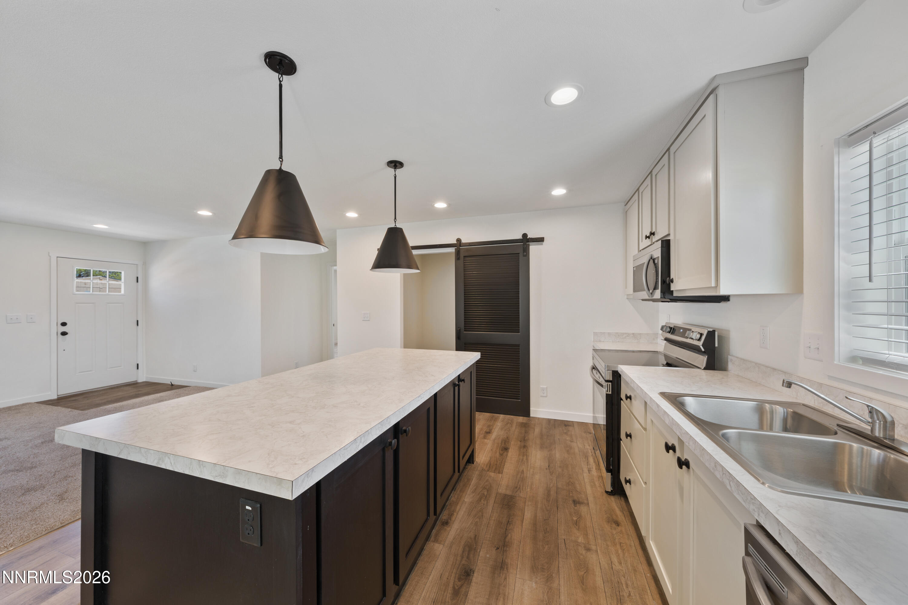232 Caleb Court Reno, NV 89502 - Photo 5 of 25 A7V09213