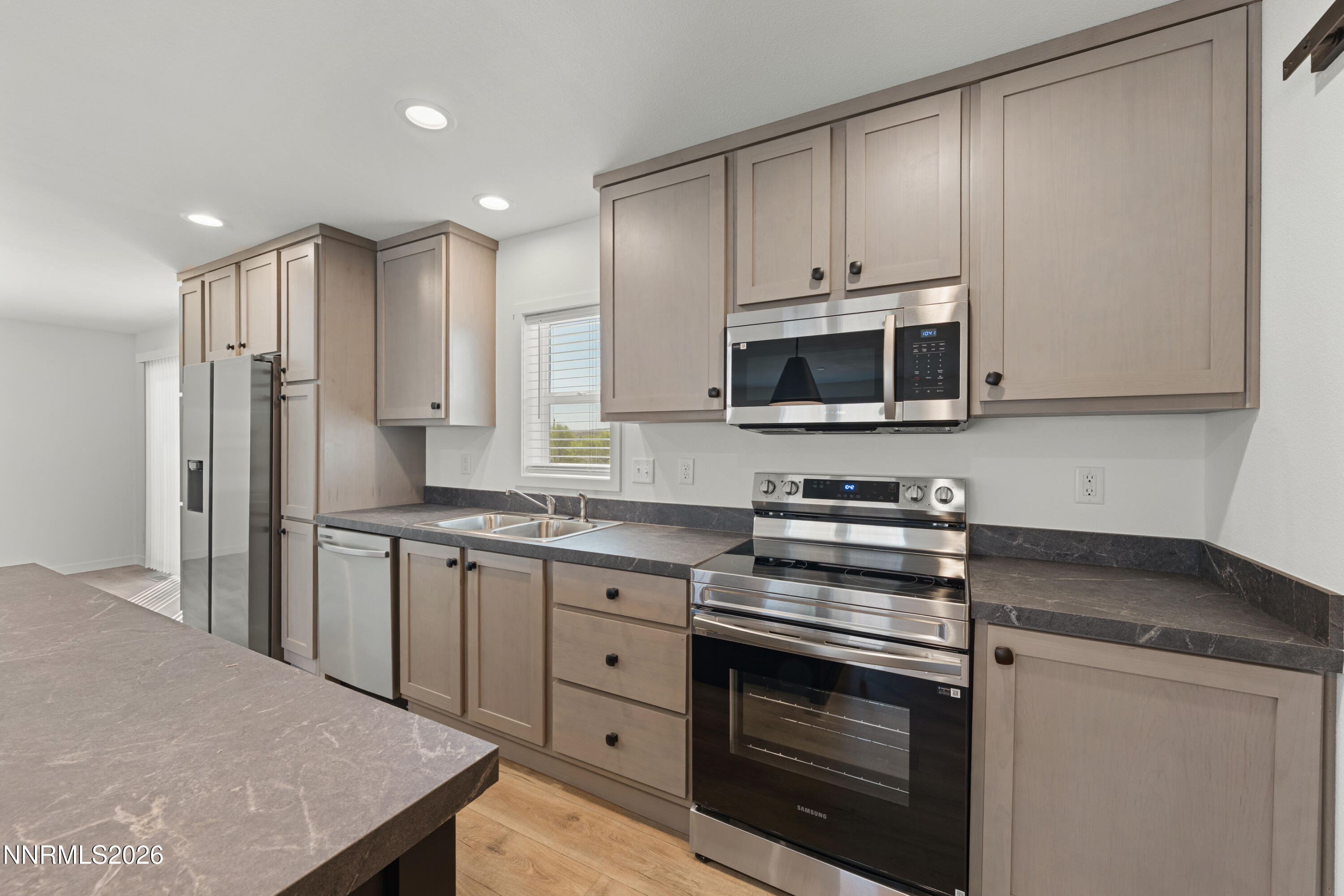 232 Caleb Court Sun Valley, NV 89433 - Photo 7 of 30 A7V08883