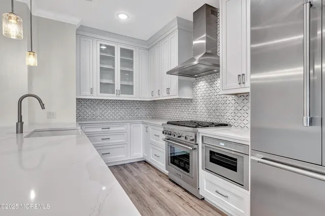 $4,250 | 34 Broad Street, Unit 206, Manasquan, NJ 08736