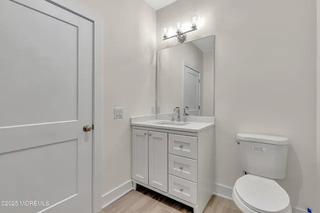 $4,250 | 34 Broad Street, Unit 206, Manasquan, NJ 08736