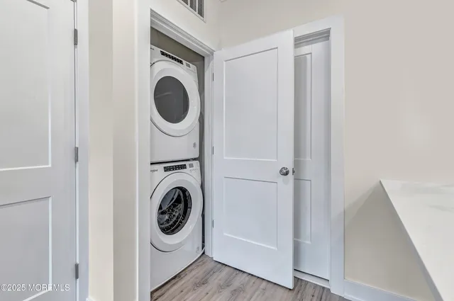 $4,250 | 34 Broad Street, Unit 206, Manasquan, NJ 08736