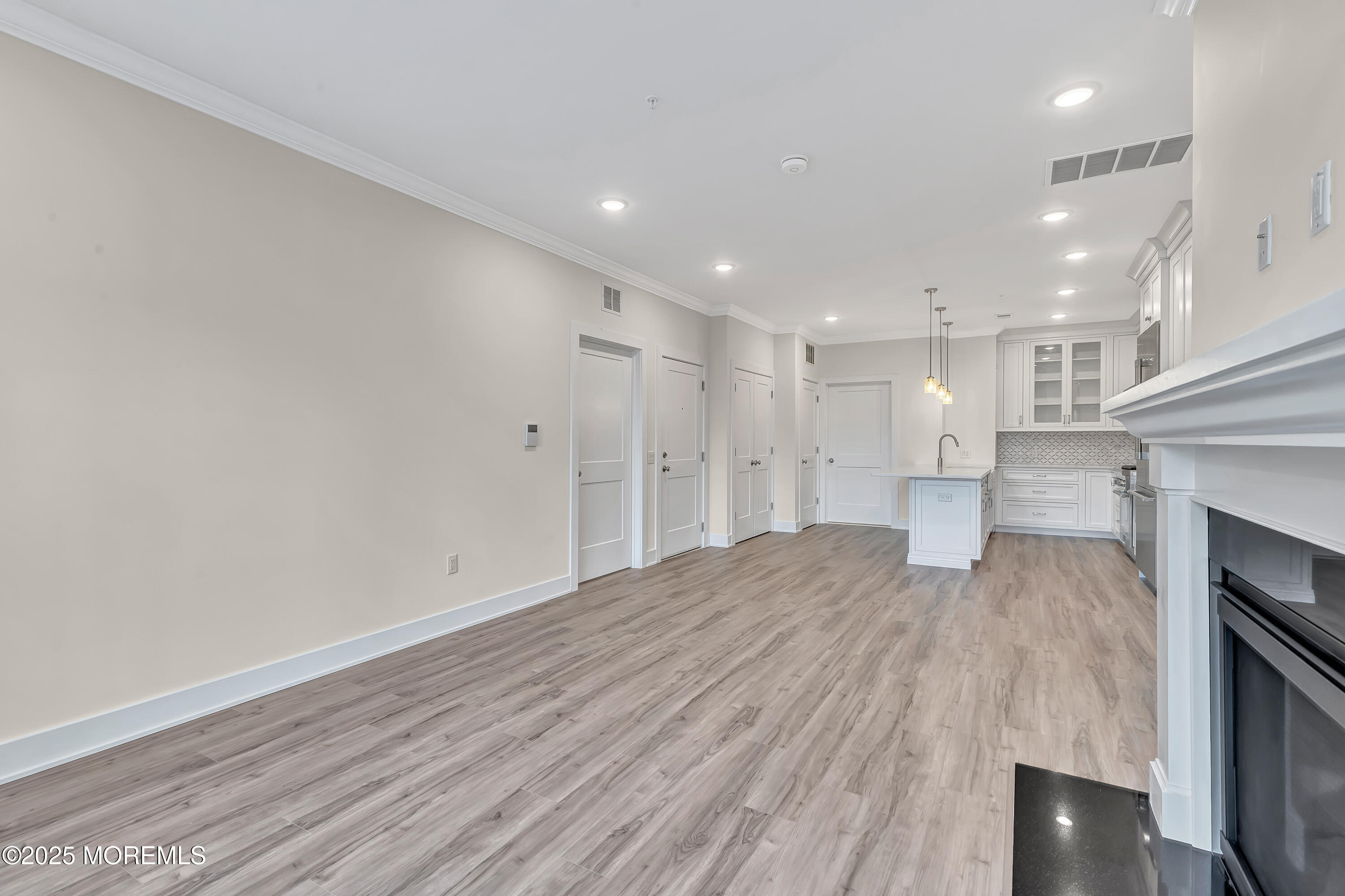 34 Broad Street, Unit 206 Manasquan, NJ 08736 - Photo 9 of 32 010