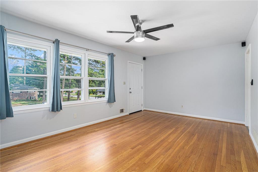 2839 Concord Drive Decatur, GA 30033 - Photo 5 of 26