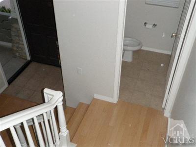 351 Spring Park Road Camarillo, CA 93012 - Photo 9 of 25 a view of a bathroom