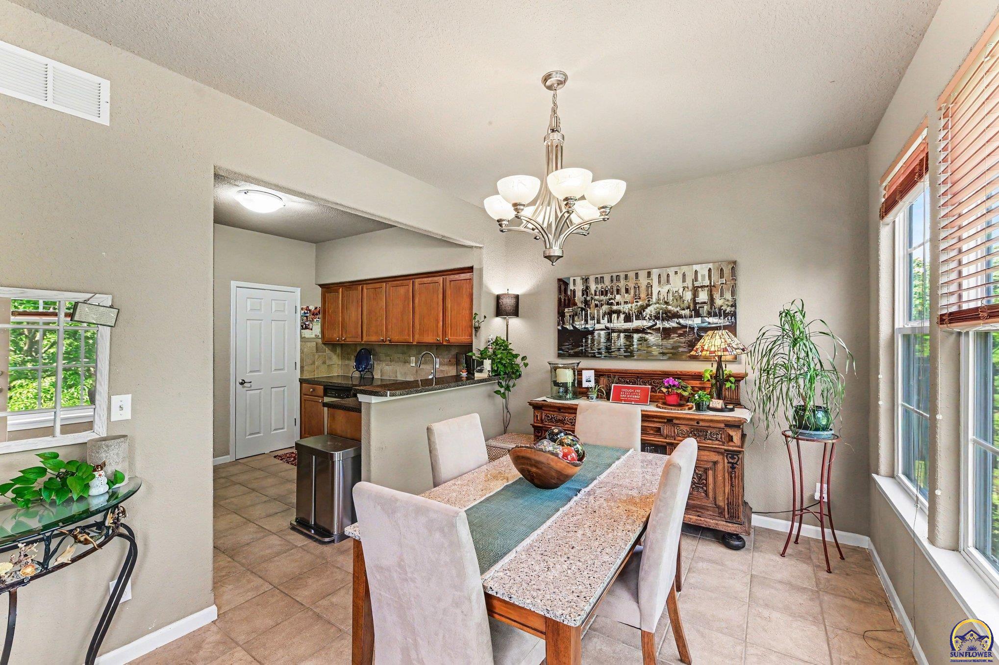 1425 Legends Circle Lawrence, KS 66049 - Photo 11 of 27