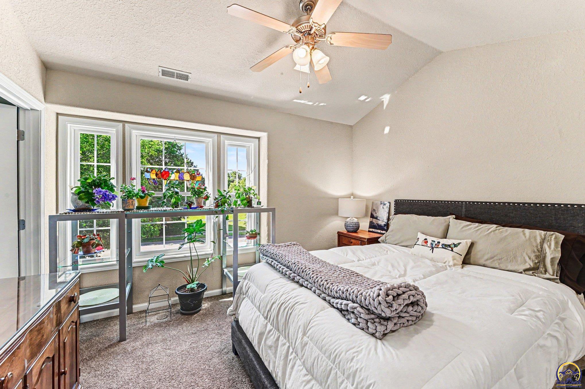 1425 Legends Circle Lawrence, KS 66049 - Photo 18 of 27