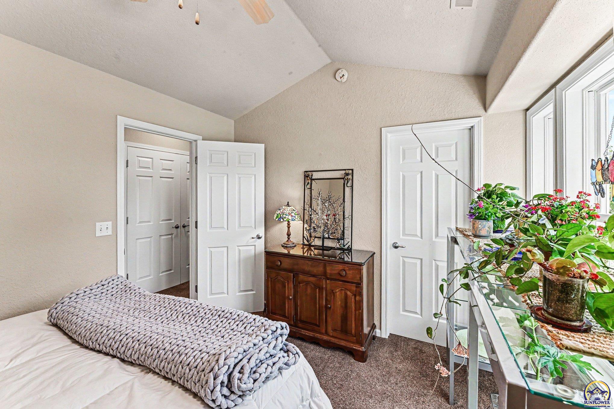 1425 Legends Circle Lawrence, KS 66049 - Photo 19 of 27