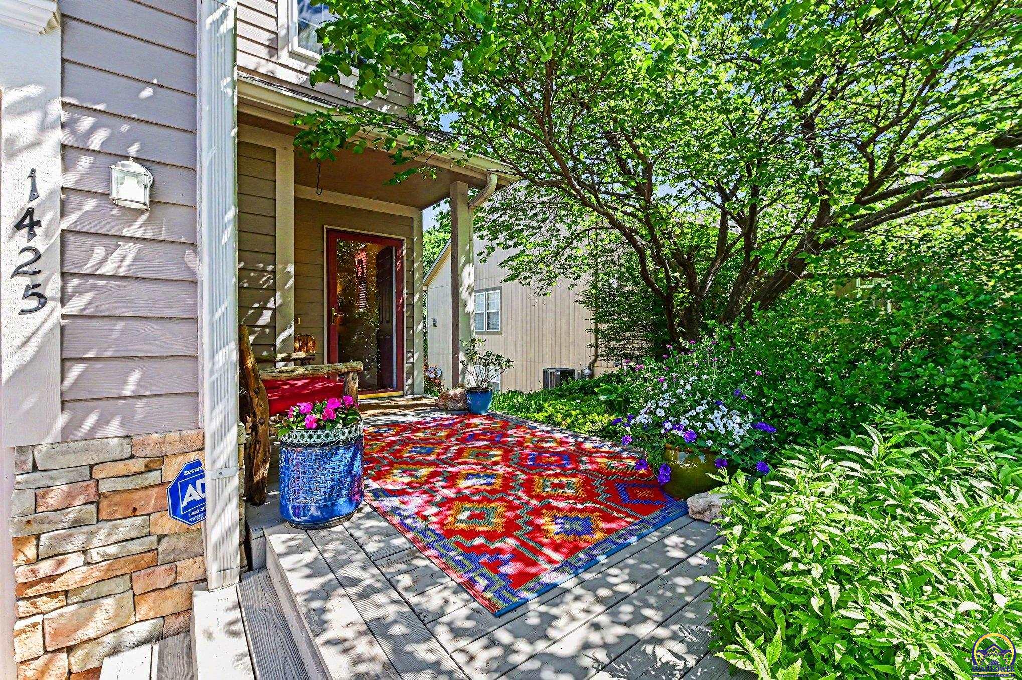 1425 Legends Circle Lawrence, KS 66049 - Photo 4 of 27