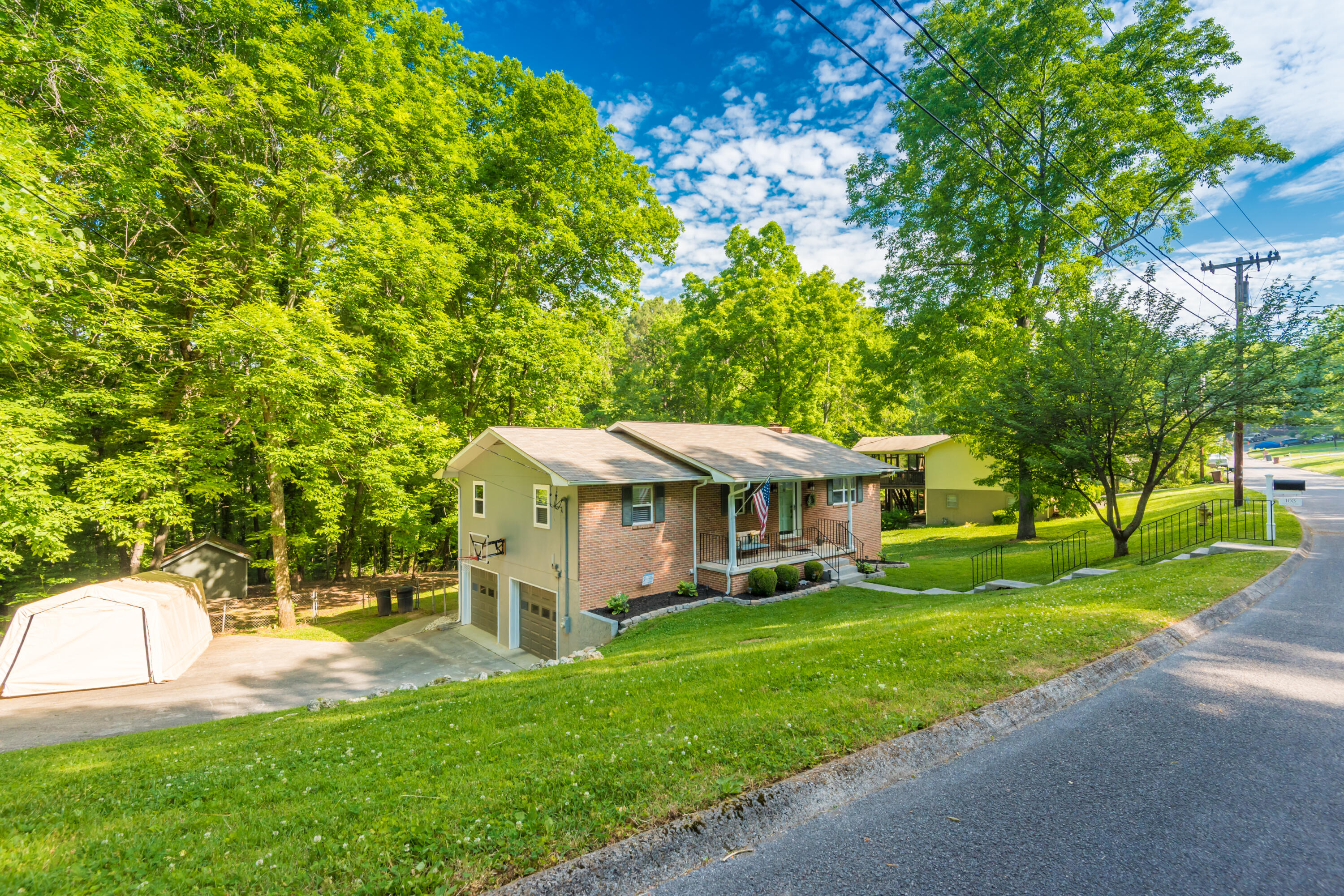 103 Wedgewood Road Oak Ridge, TN 37830 - Photo 4 of 40 103WedgewoodRd