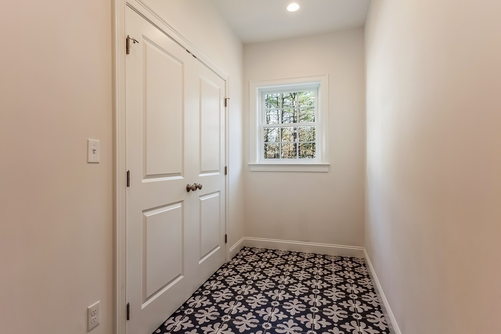 54 Spring Street, Unit 1 Medfield, MA 02052 - Photo 12 of 27 Gallery Image 12