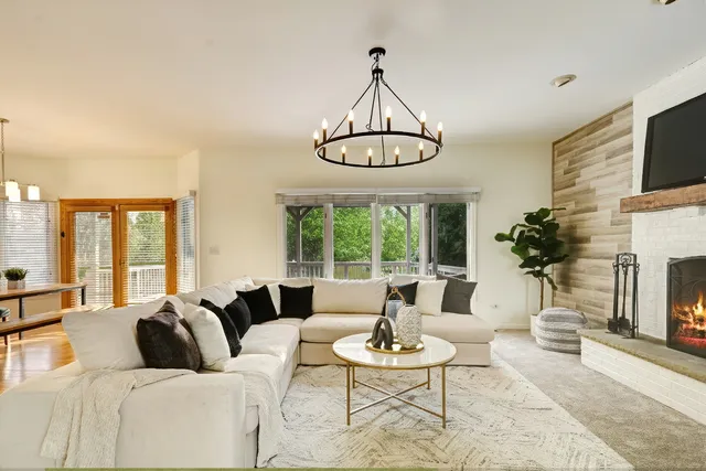 $600,000 | 7437 Bittersweet Drive, Gurnee, IL 60031