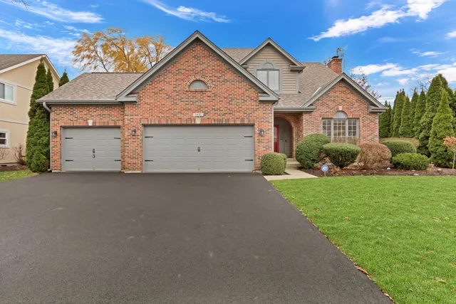 $600,000 | 7437 Bittersweet Drive, Gurnee, IL 60031