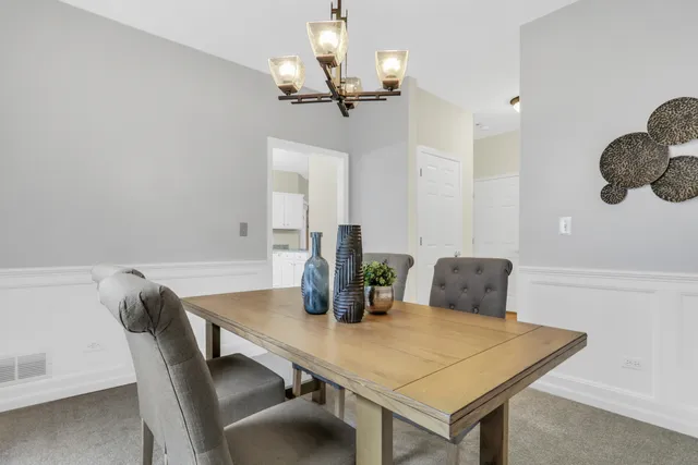 $600,000 | 7437 Bittersweet Drive, Gurnee, IL 60031